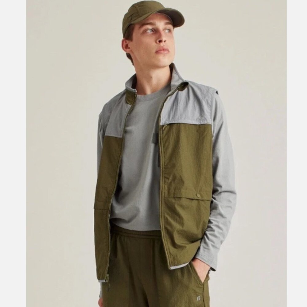 Bonobos Fielder Vest Mens Small Gray Green Reversible Outdoor Outerwear Zip Up.